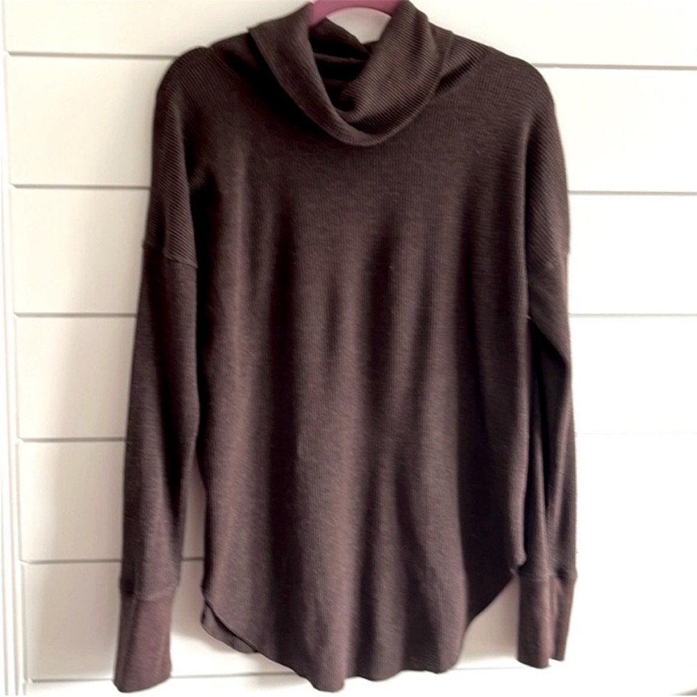 Aritzia The Babaton Group Thermal Top